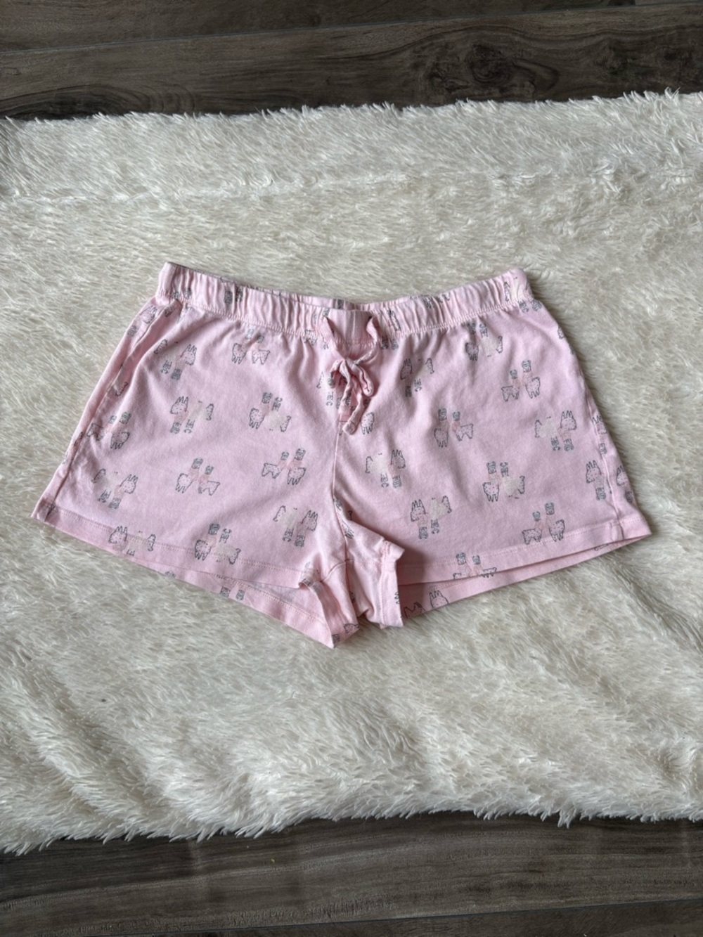 La Vie En Rose Light Pink Llama-Print Pajama Shorts
